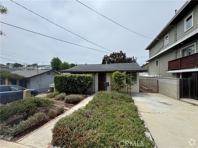 Building Photo - 633 Hillcrest St Rental