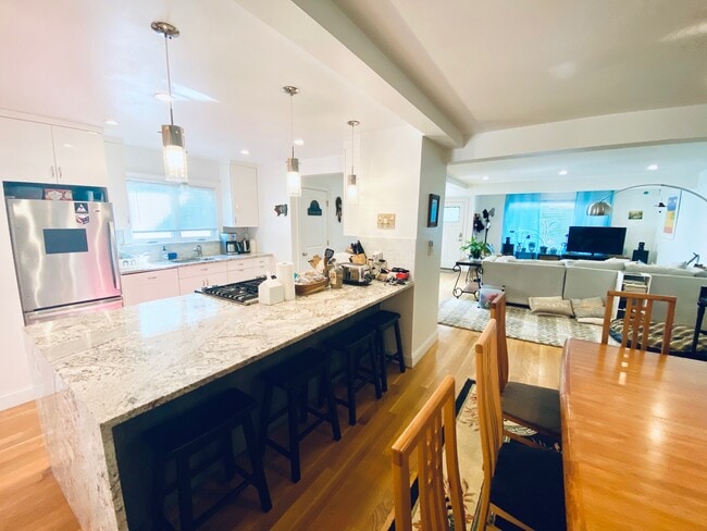 Photo - 12 Bradbury St