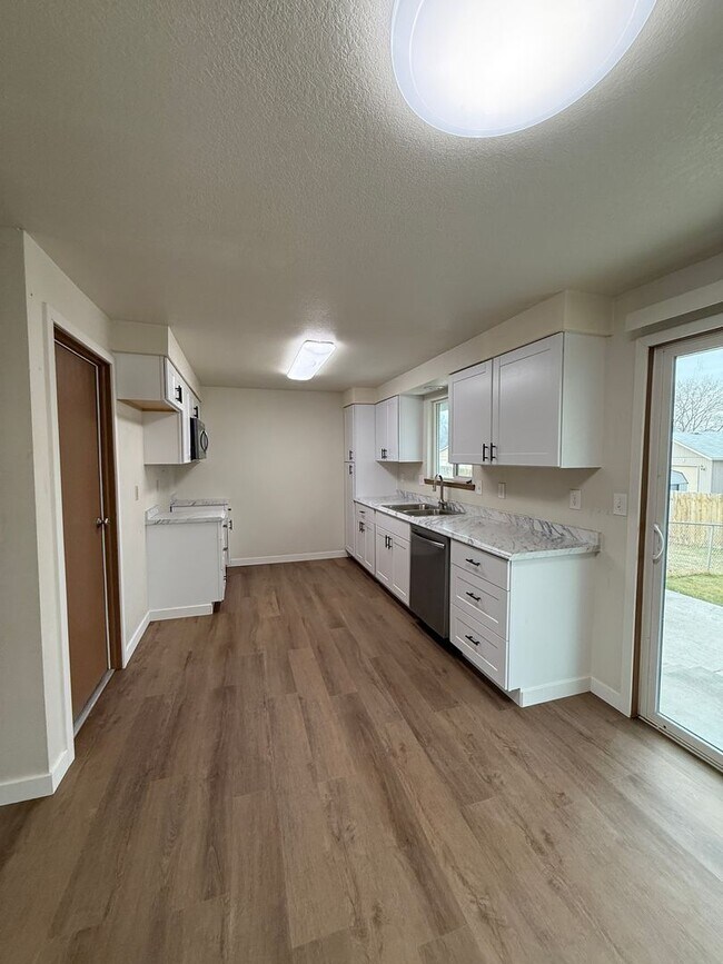 Photo - 1206zi-S Unidad B