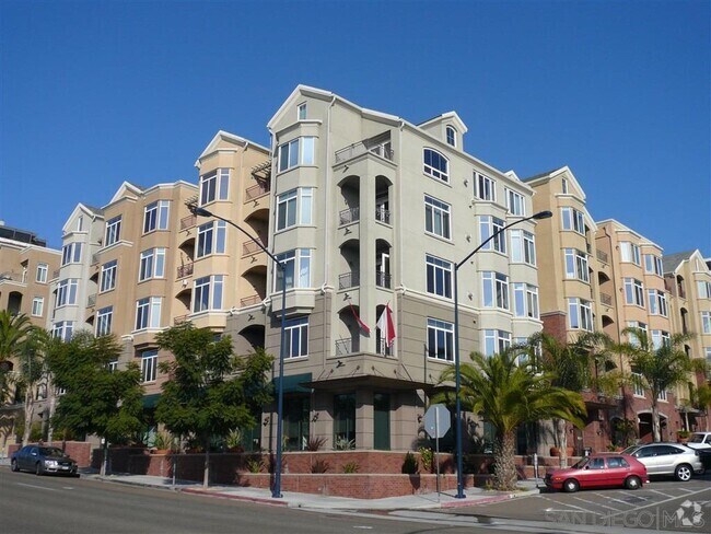 Building Photo - 2400 Fifth Ave Unit 226 Rental