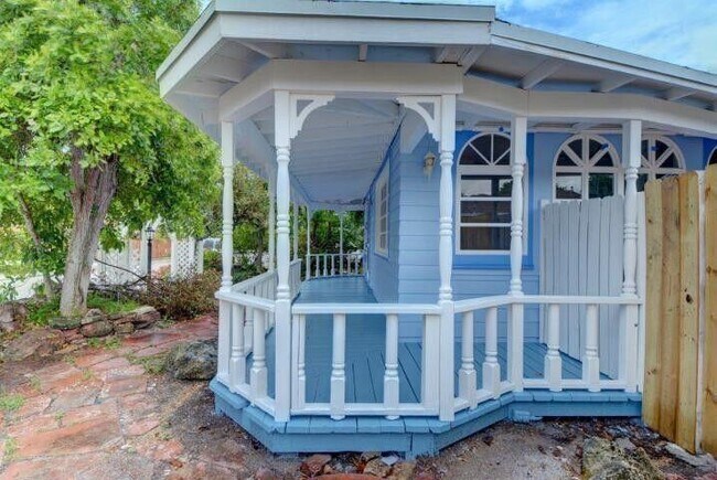 Photo - 714 W Lakewood Rd