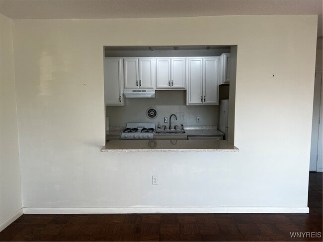 Building Photo - 151 Buffalo Ave Rental