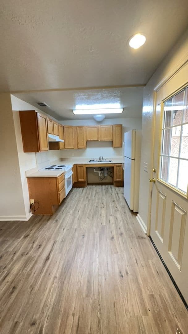 Photo - linc1435 Unit 1