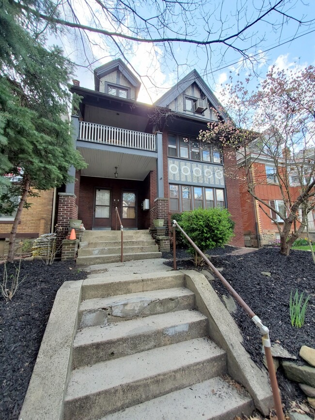 Photo - 222 Morewood Ave