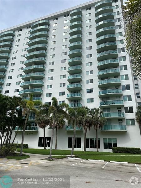 Building Photo - 19380 Collins Ave Unit 1610 Rental