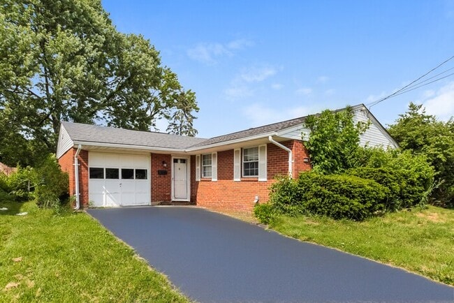 3 Bedroom Cincinnati Home - 3 Bedroom Cincinnati Home