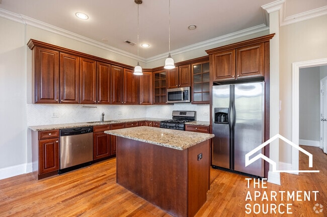 Building Photo - 2358 N Damen Ave Unit 2A Rental