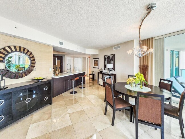 Photo - 150 Sunny Isles Blvd Unidad 1-1204