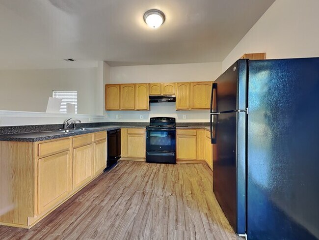 Photo - 9115 Newfield St