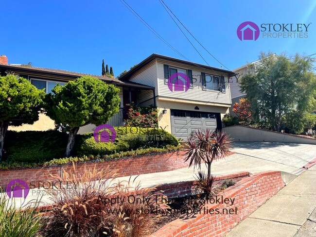 Building Photo - 17650 Mayflower Dr Rental