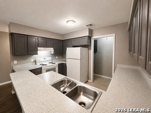 Photo - 4704 Oakfield Way