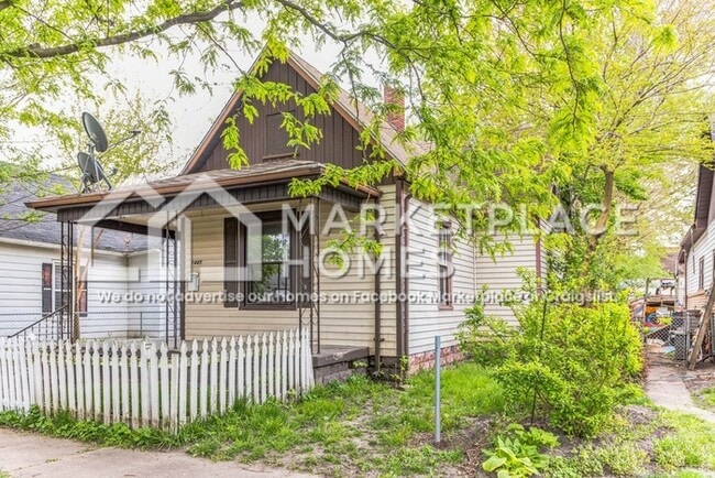 Photo - 1445 5th Ave