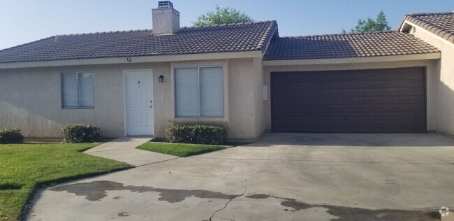 Building Photo - Brookside Dr Unit D Rental