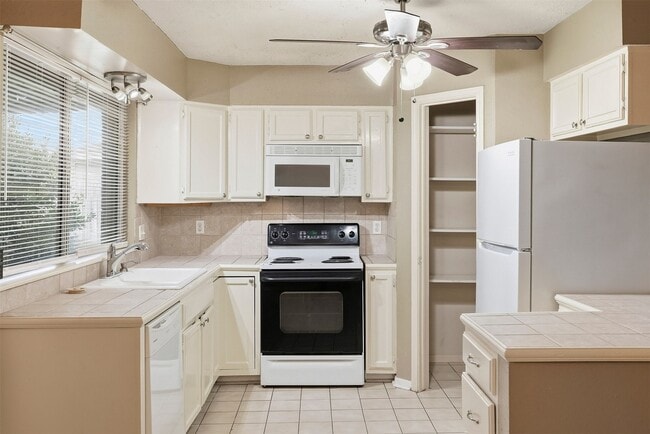 Photo - 21739 Park Bend Dr