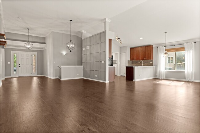 Photo - 1009 Birchwood Dr