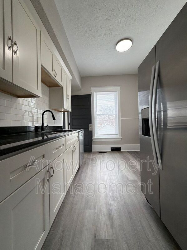 Photo - 126 S 28th St