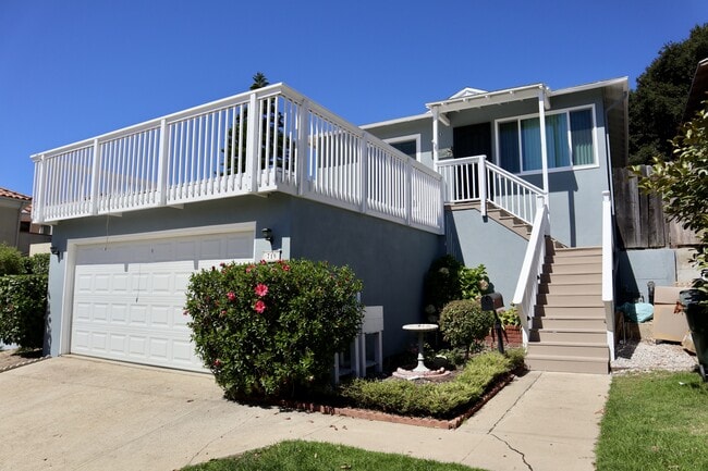 Photo - 719 S Juanita Ave