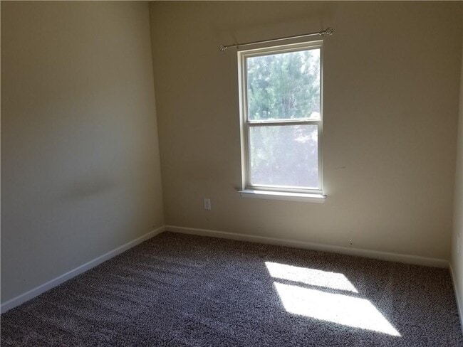 Photo - 609 Oakside Pl