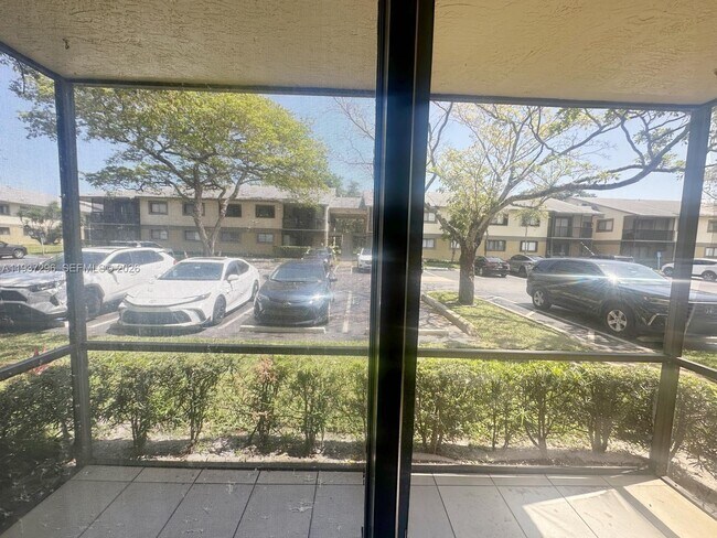 Photo - 523 Trace Cir Unit 105