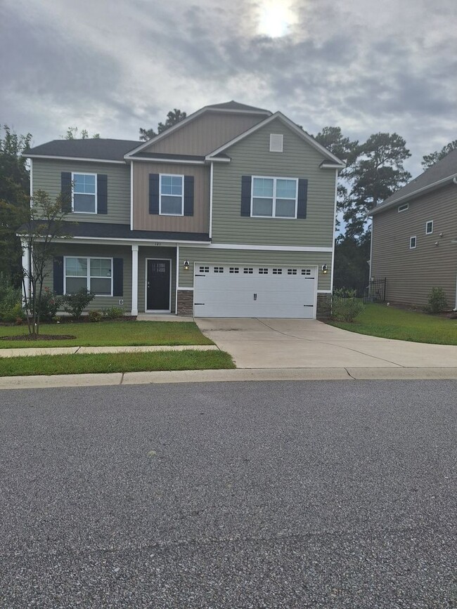 Wonderful Two Story Four Bedroom Three Ful... - Wonderful Two Story Four Bedroom Three Ful... House