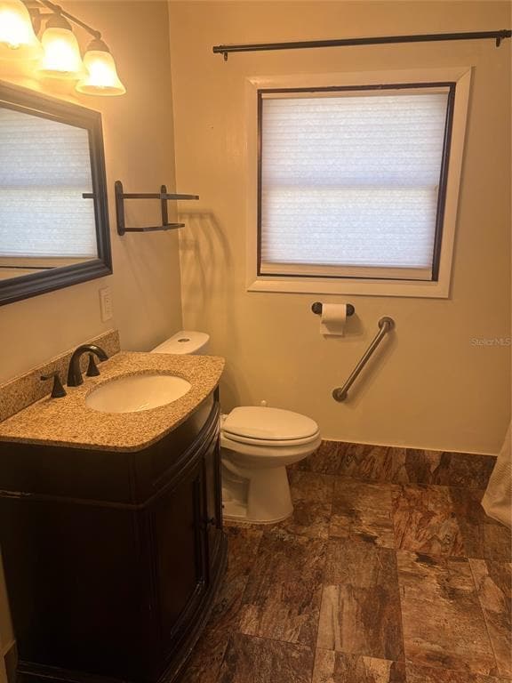 Photo - 1137 Oaks Blvd