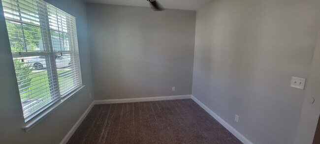 Photo - Spacious Elegance Awaits: 4-Bedroom Gem with Granite Countertops on Harrington Road!
