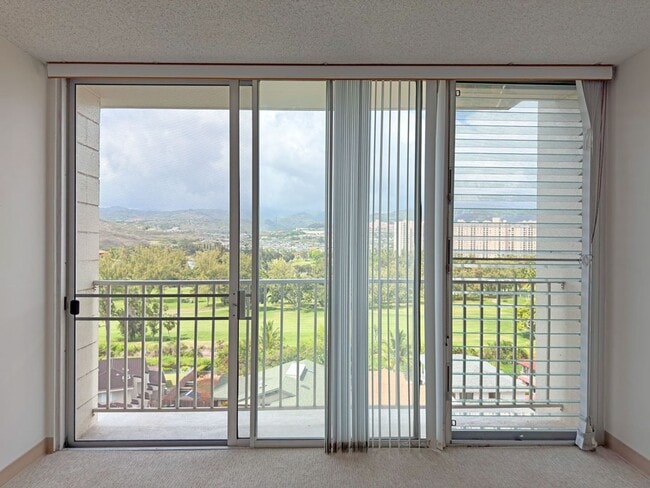 Photo - 949 Ala Nanala St