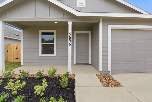 Photo - 15696 Plum Brk Dr