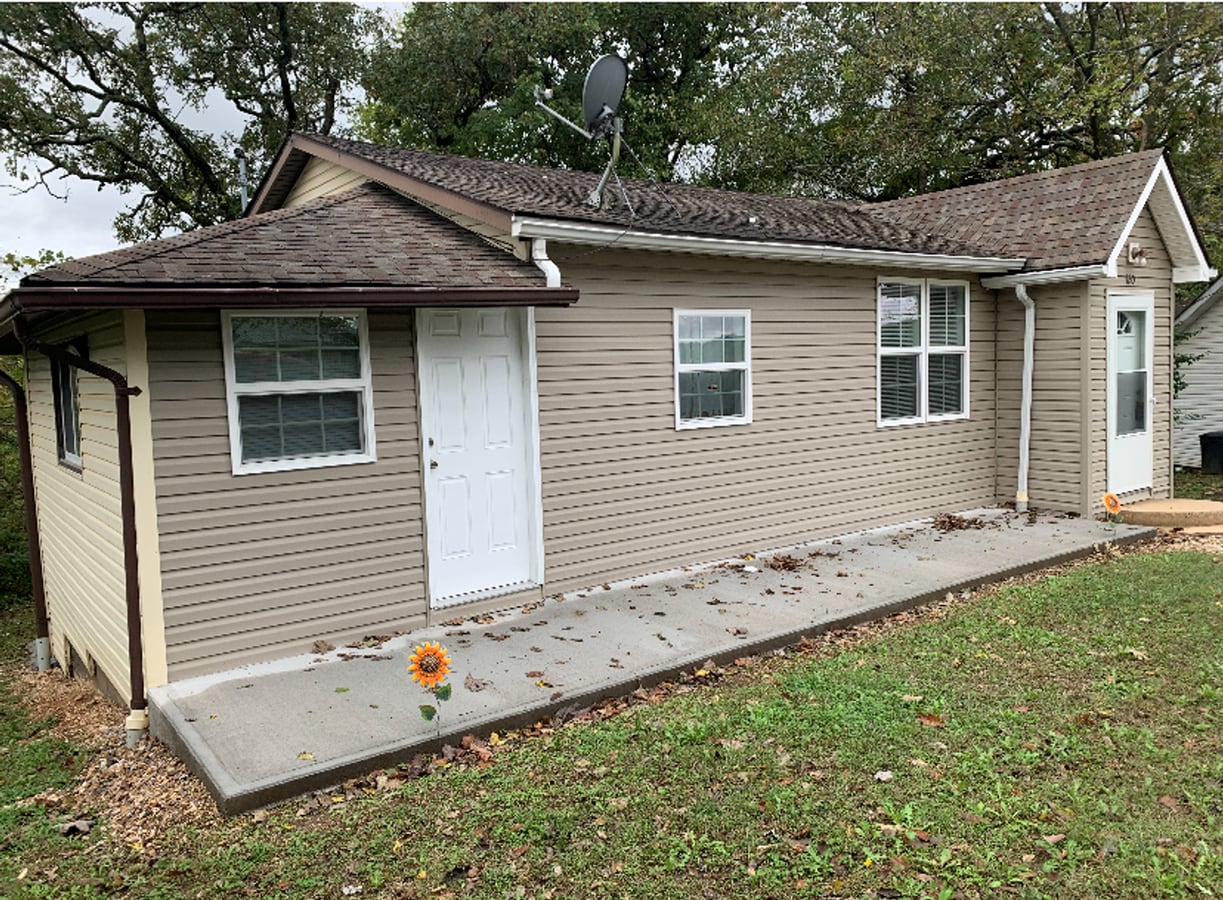 Beautiful Move in ready House! - Beautiful Move in ready House!