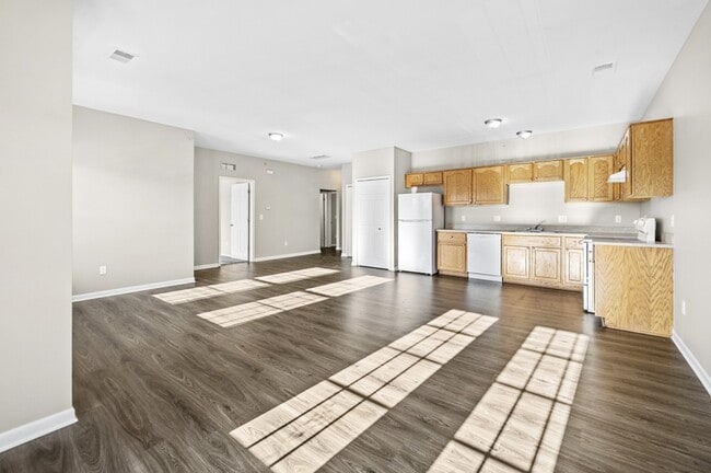 Photo - 14064 Webster Dr