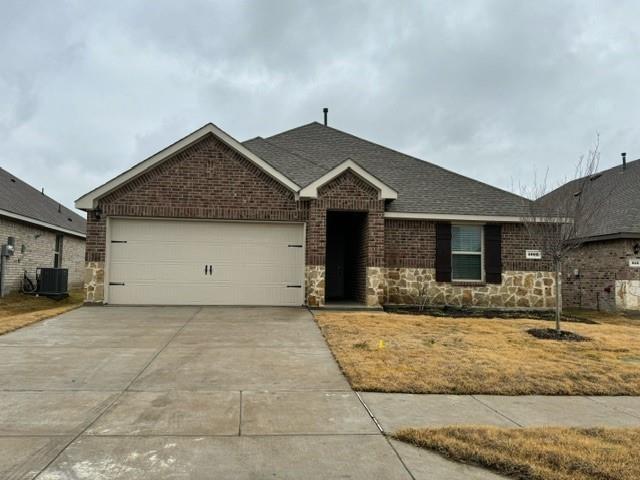 Photo - 1002 Cottontail Dr House