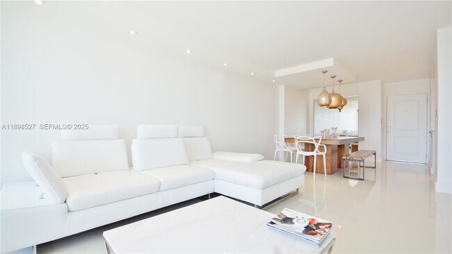 Photo - 100 Bayview Dr Unit 308