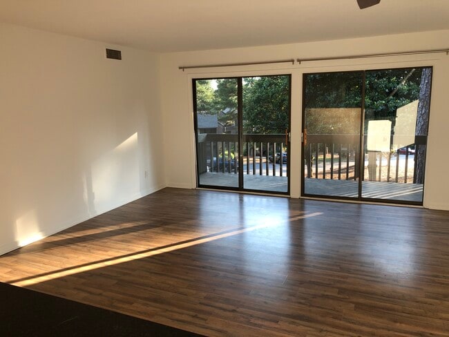 Photo - 250 Sugar Gum Ln Unit 261