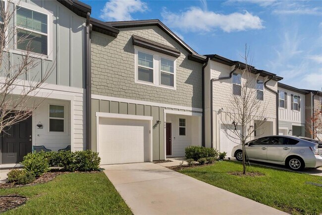 Photo - 840 Grandin St