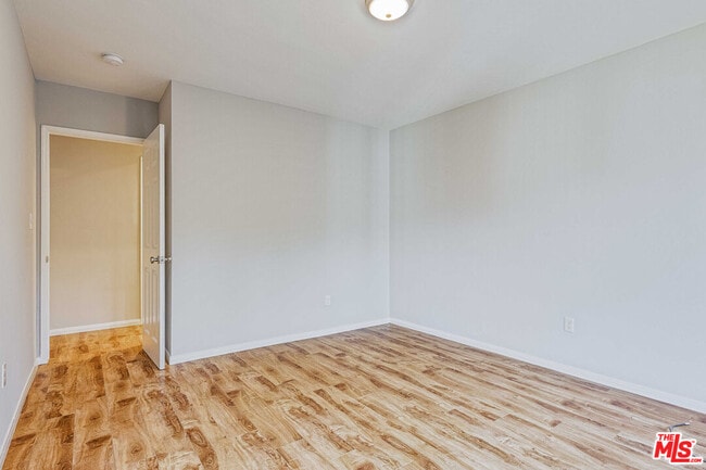 Photo - 1112 Ocean Park Blvd Unidad B