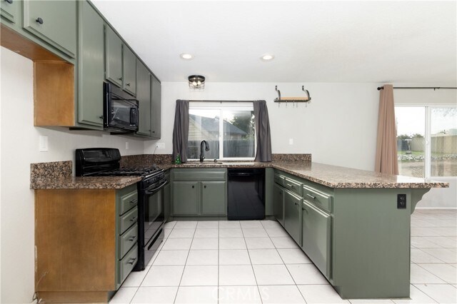 Photo - 121 Genoa Way