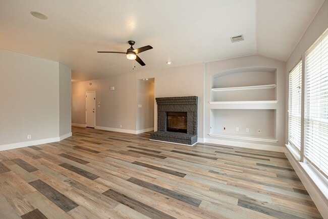 Photo - 3018 Rock Rose Pl