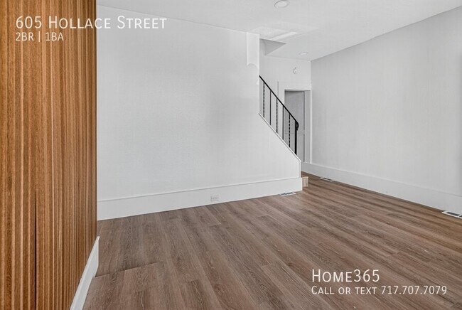 605 Hollace St