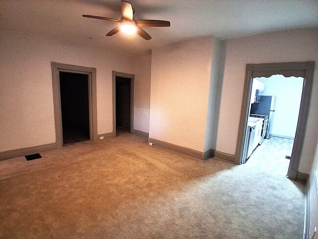 Photo - 4923 Marion Ave Unidad Apt 1