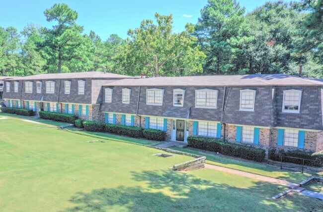 Luxe at Raleigh