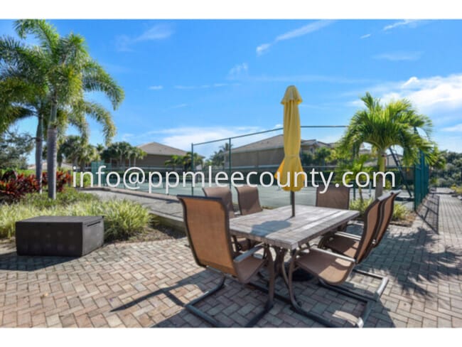 Photo - Luxury &amp; Gated!  2/3 Bedroom with Garage