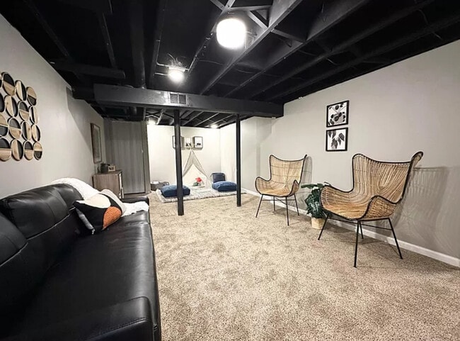 4th bed/ rec room lower level - 1713 Kelton Ave