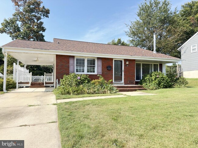 Building Photo - 153 Othoridge Rd