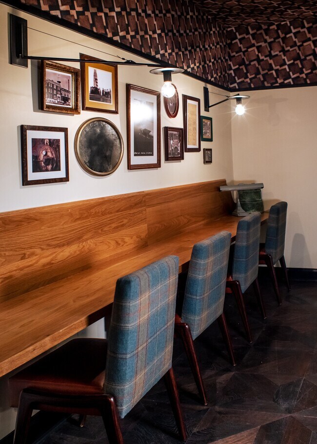 Sala VIP 2041 - Harbisons Dairy