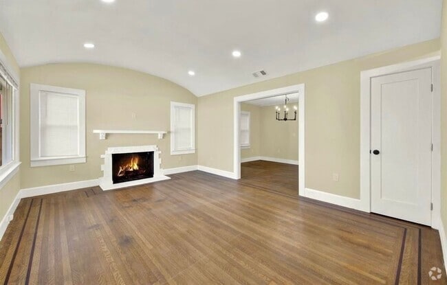 Building Photo - s00729 Unit 729 Rental