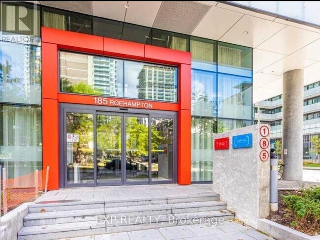 Photo - 185 Roehampton Ave Unit 911