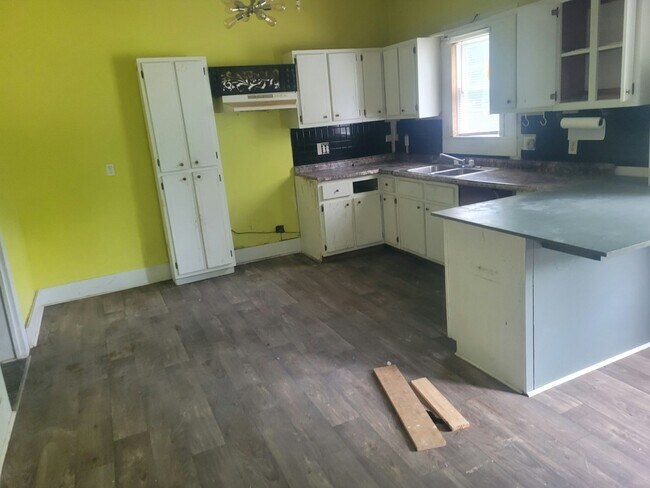 Photo - 507 S Middle St