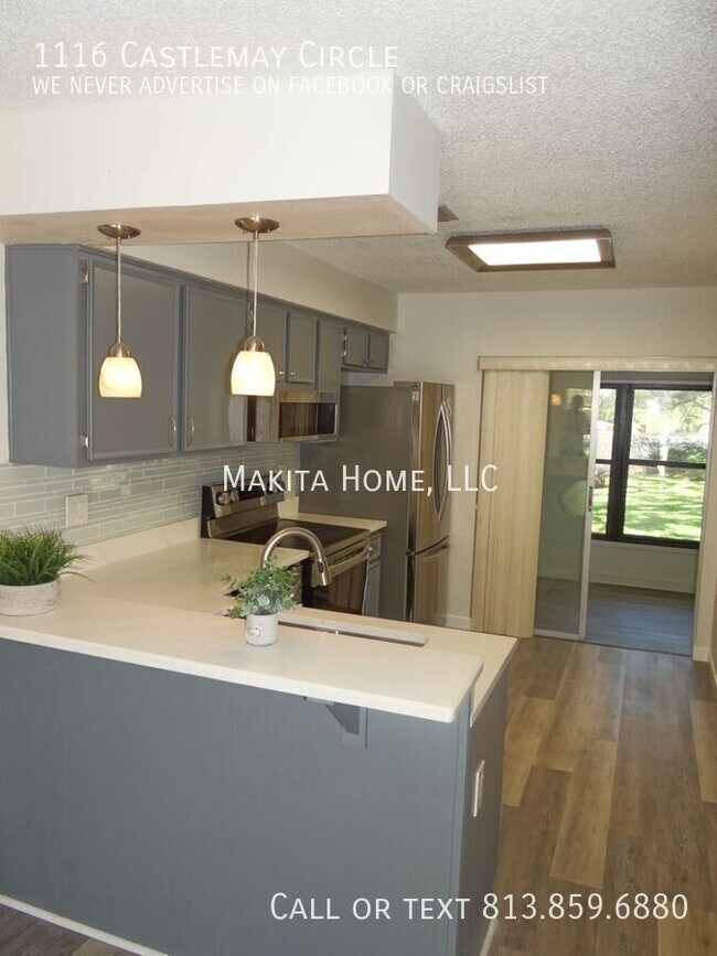 Photo - 1116 Castlemay Cir