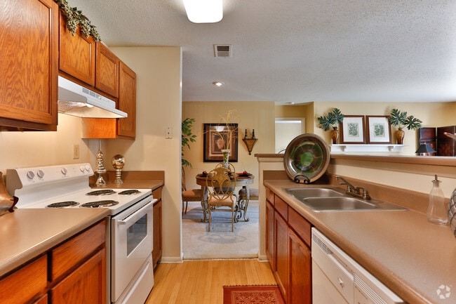 2BR,2BA - Aspen - kitchen - The Kelston