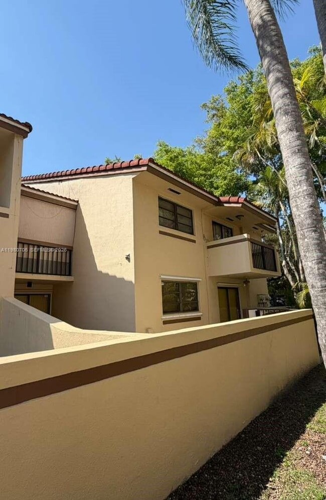 Building Photo - 6246 SW 136th Ct Unit D209